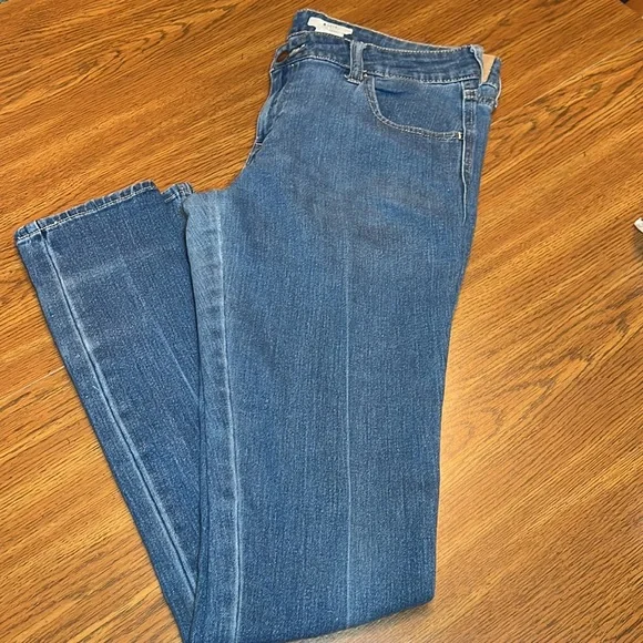 &SQIN Low waist // Slim Leg - Picture 2 of 3